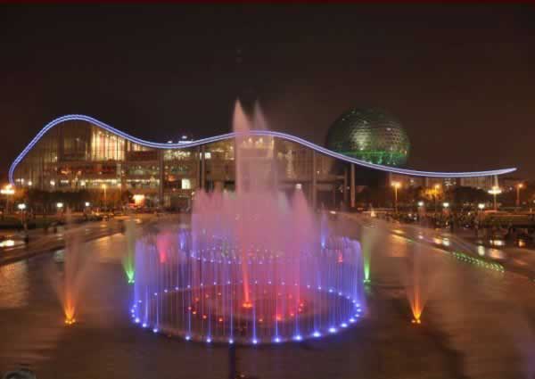 Площадь Фонтанов